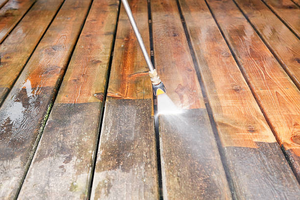 Best Pool Deck Cleaning  in Marysville, WA
